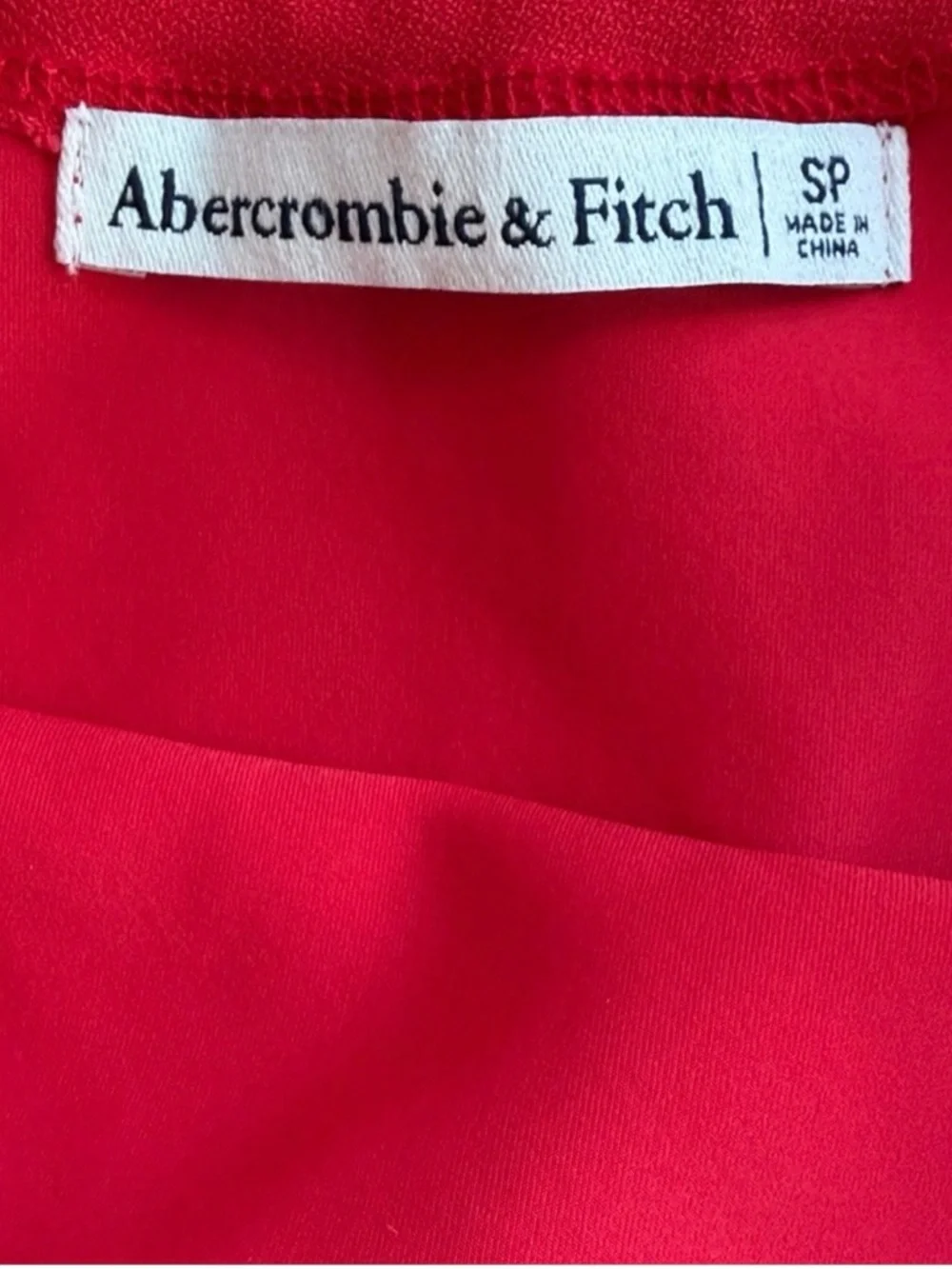 ABERCROMBIE & FITCH Red Maxi Dress Women’s size Small